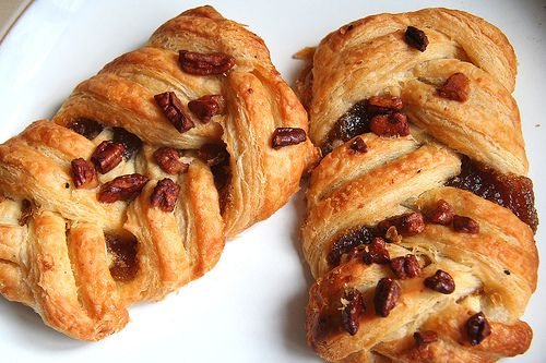 Maple & Pecan Plait